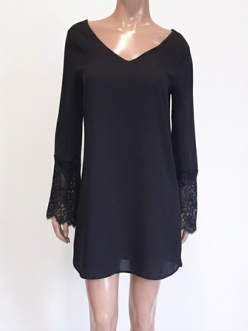MITTOSHOP Long Lace Bell Sleeve Black Vneck Tunic Top Mini Dress Size Small